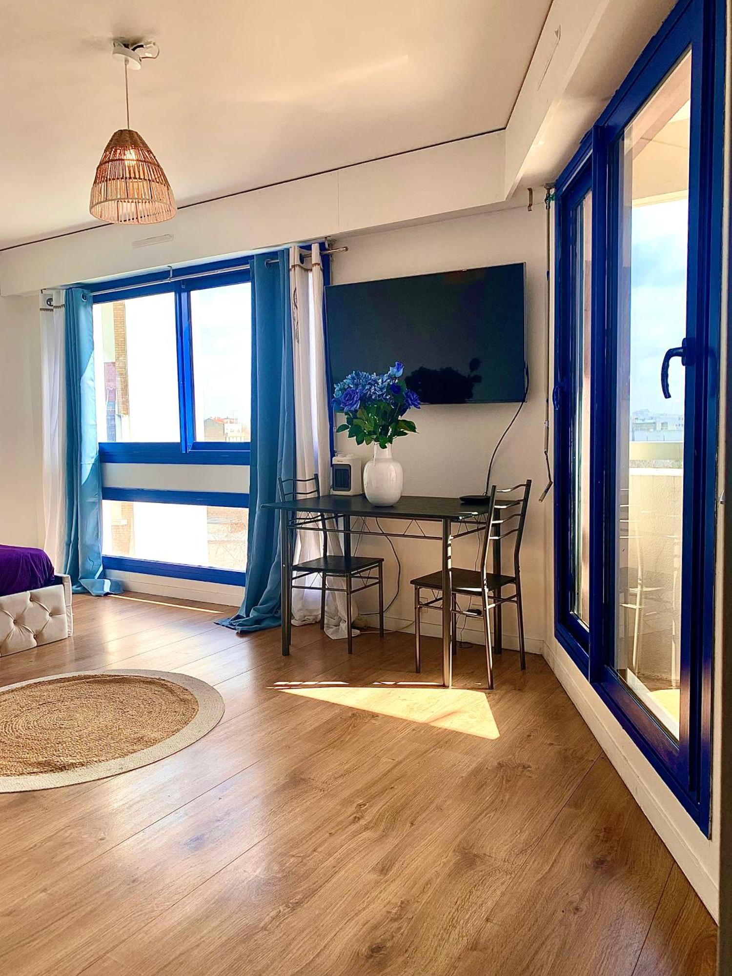 Paris La Defense - Santorin Apartment With Jacuzzi Courbevoie Dış mekan fotoğraf
